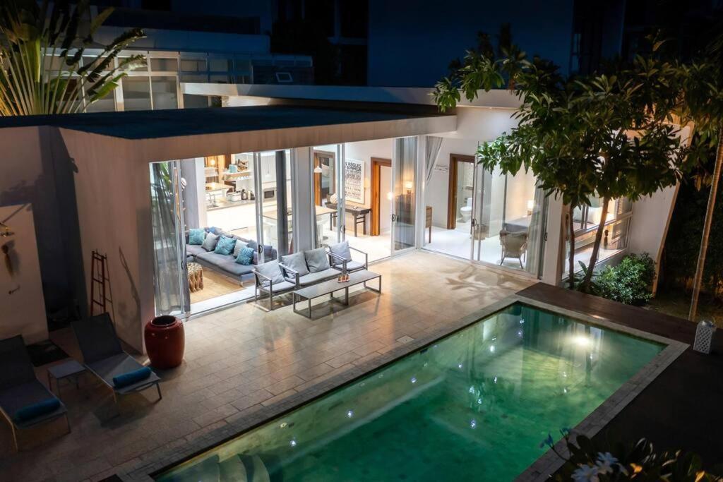 Lovely 2 Bedroom Pool Kbr3 *
