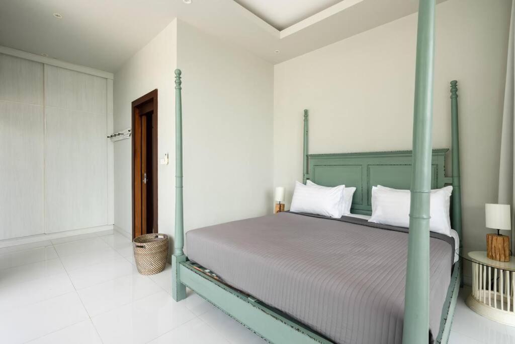 Villa Lovely 2 Bedroom Pool Kbr3 *